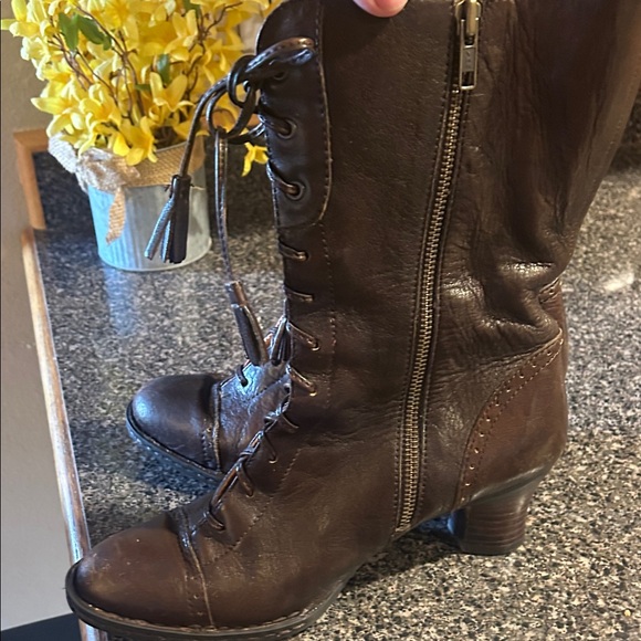 Born Shoes - Born Brown Leather Lace-Up Boots